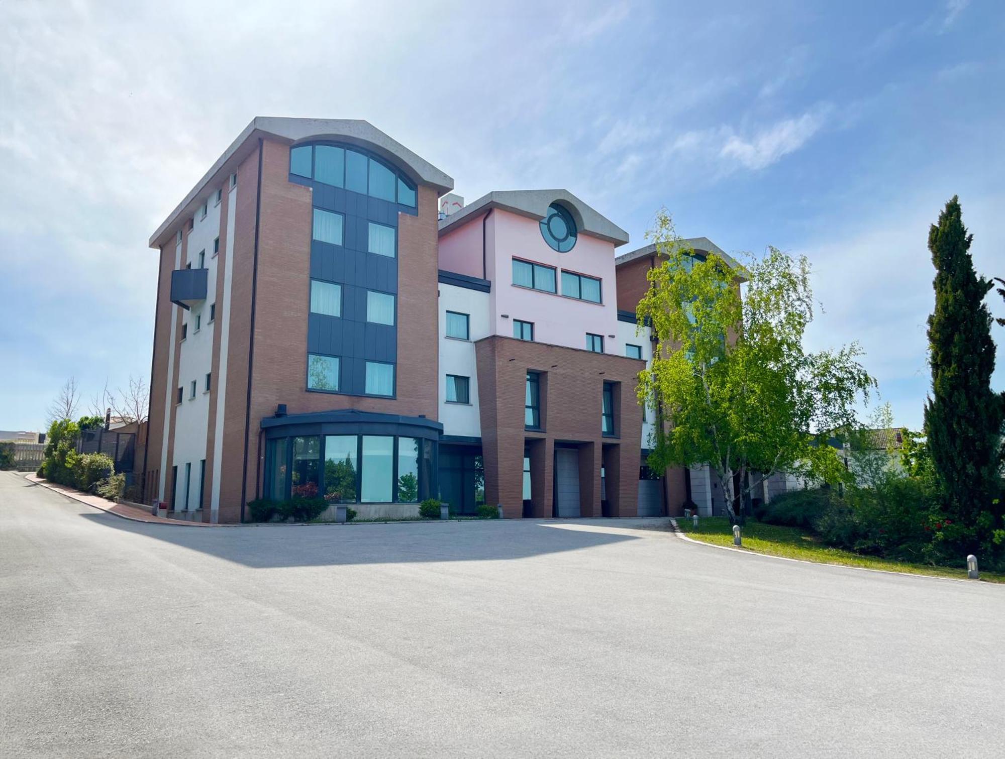 קמפובאסו Don Guglielmo Panoramic Hotel & Spa מראה חיצוני תמונה