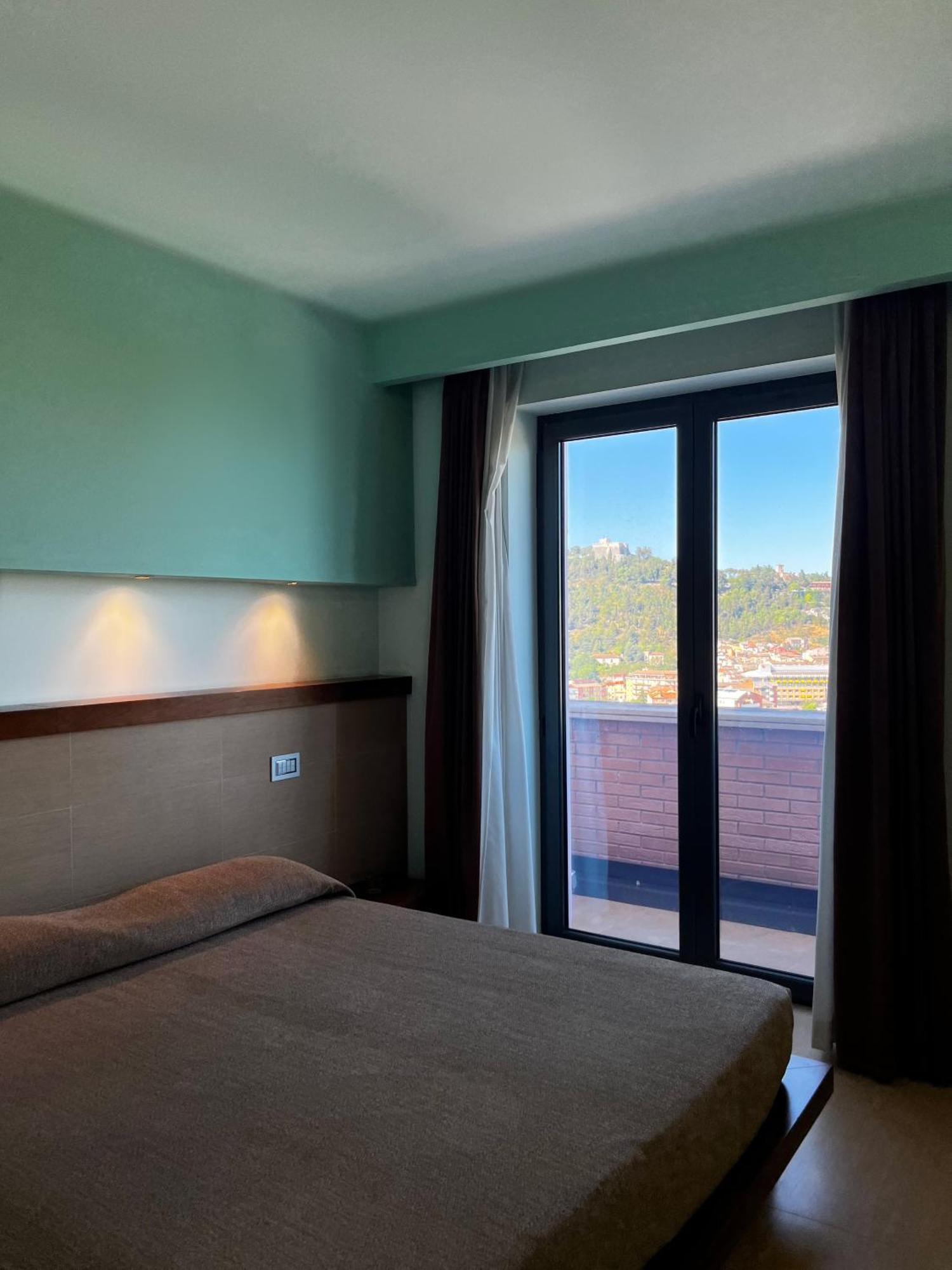קמפובאסו Don Guglielmo Panoramic Hotel & Spa מראה חיצוני תמונה