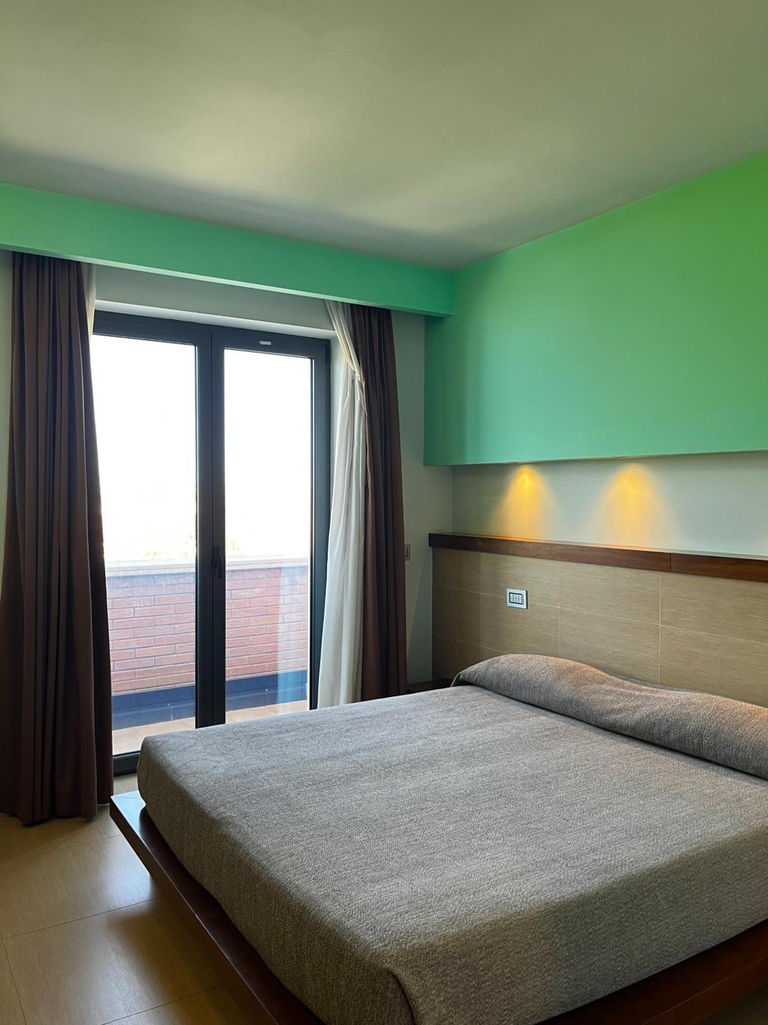 קמפובאסו Don Guglielmo Panoramic Hotel & Spa מראה חיצוני תמונה