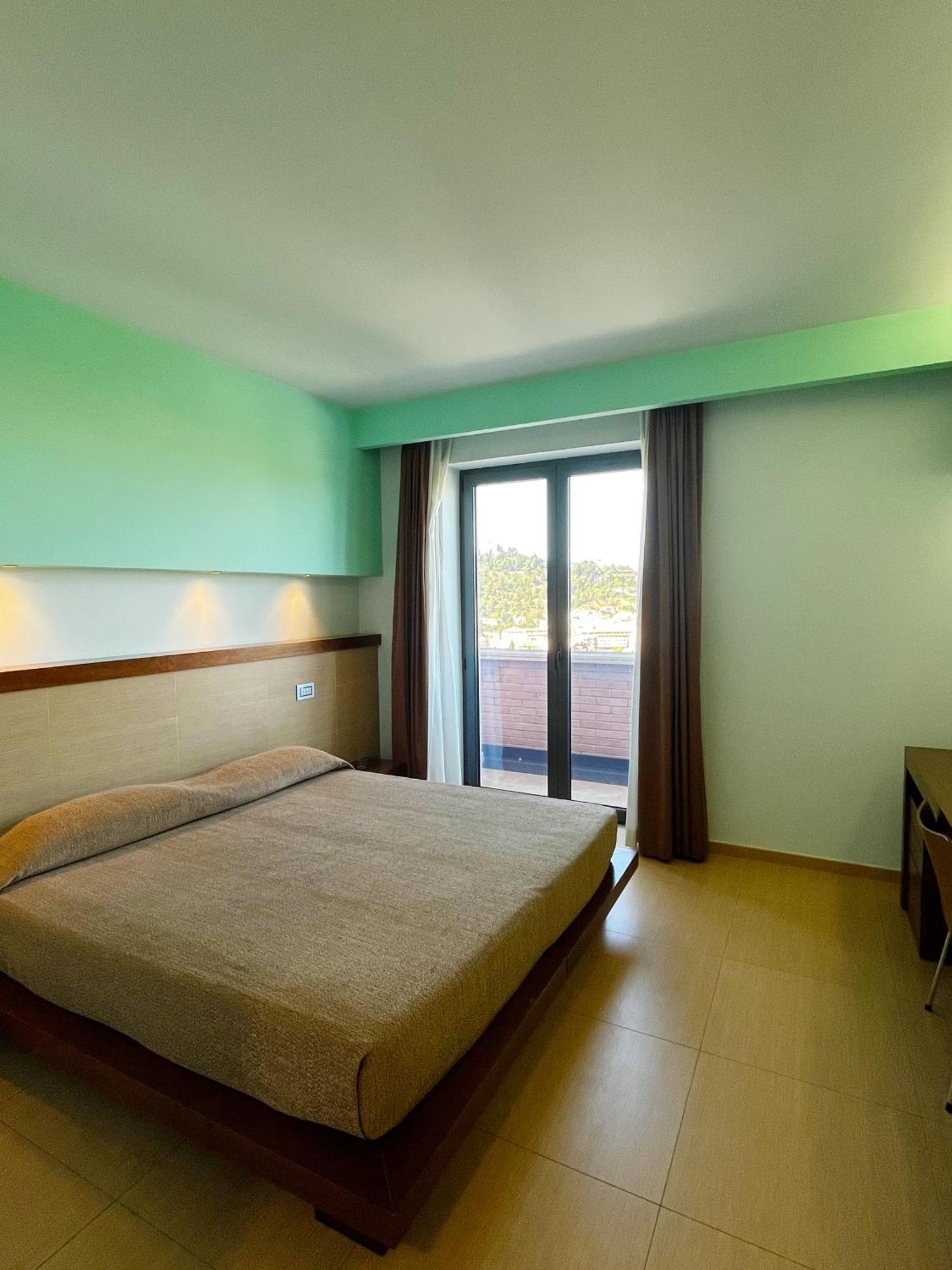 קמפובאסו Don Guglielmo Panoramic Hotel & Spa מראה חיצוני תמונה